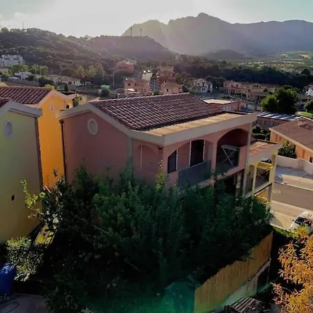 Holiday home Domomea